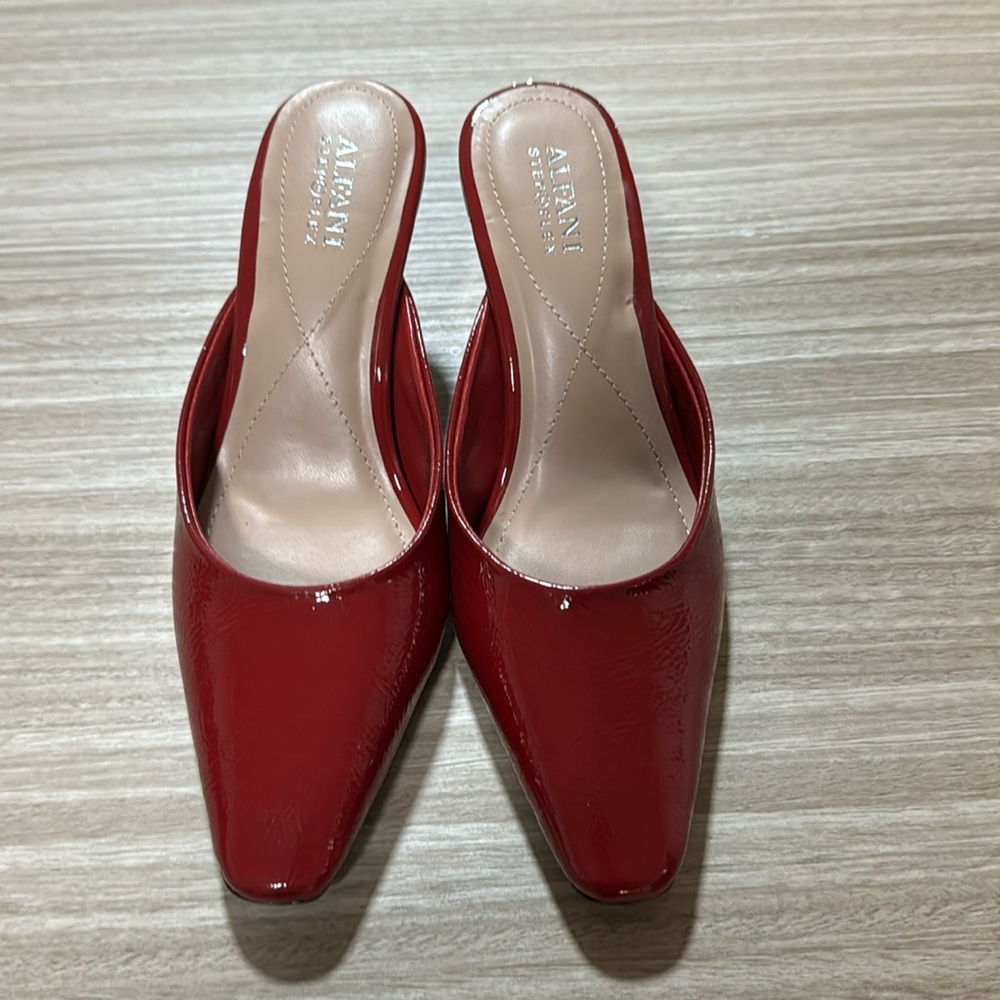 A new Alfani Step Flex women shoe for sale in size 7 color red.